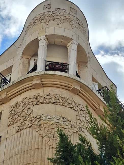 Passy: History and tour of this "chic" Parisian neighborhood - Practical Details: Group Size, Language, and Flexibility