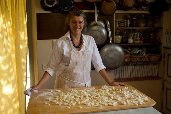 Pasta and Pizza cooking class in Cortona - Discover Authentic Tuscan Cooking in Cortona