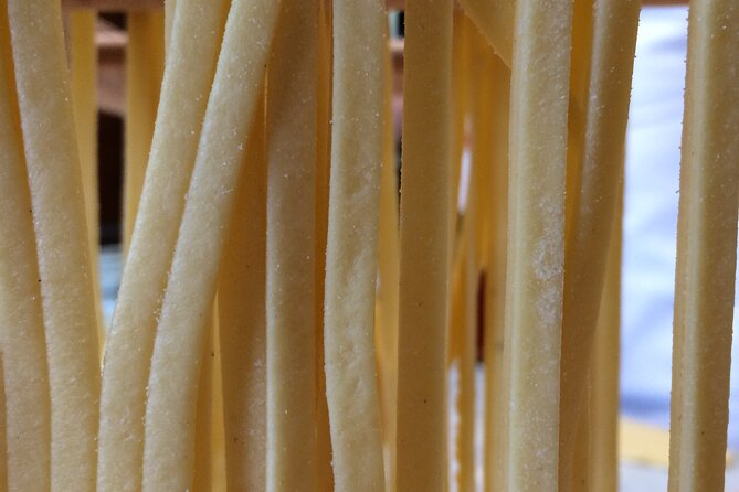 Pasta and Pizza cooking class in Cortona - Authentic Tuscan Food and Cultural Flavor