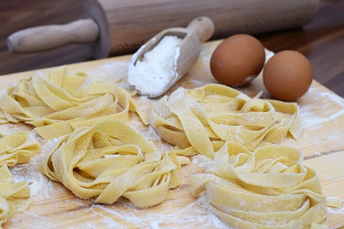 Pasta and Pizza Master Class with Pick Up in Sorrento - Frequently Asked Questions