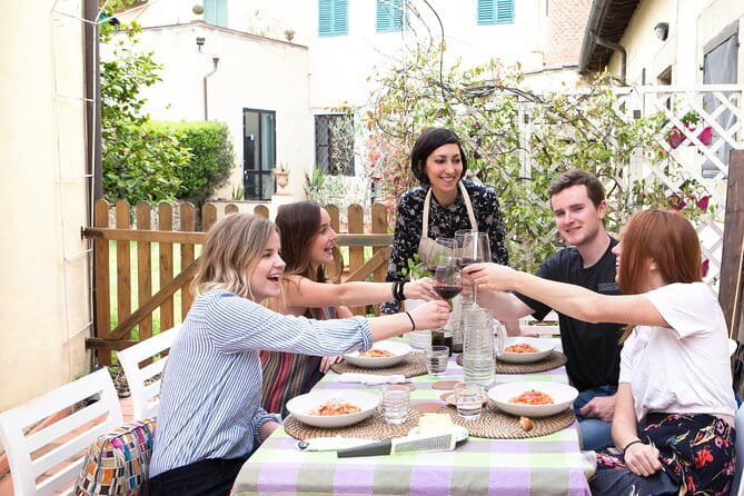 Pasta and Tiramisu Cooking Class with optional Local Market Tour - The Role of the Local Chefs and Their Teaching Style