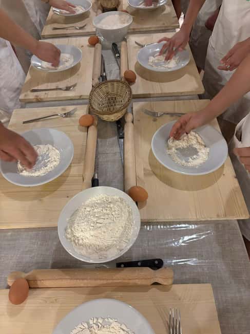 Pasta and tiramisù Cooking class with Wine at Piazza Navona - Why This Tour Stands Out in Rome