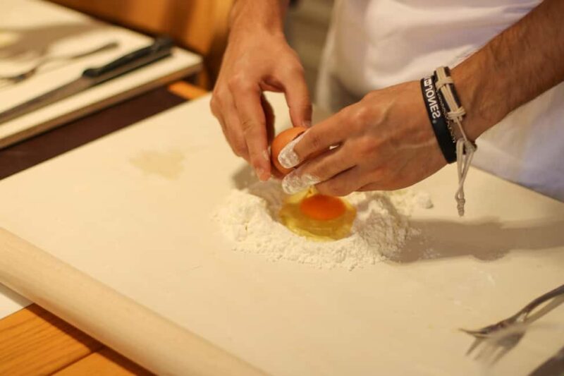 Pasta Carbonara & Tiramisu Class with Wine & Prosecco - Authentic Roman Cooking Class: Pasta Carbonara & Tiramisu with Wine & Prosecco