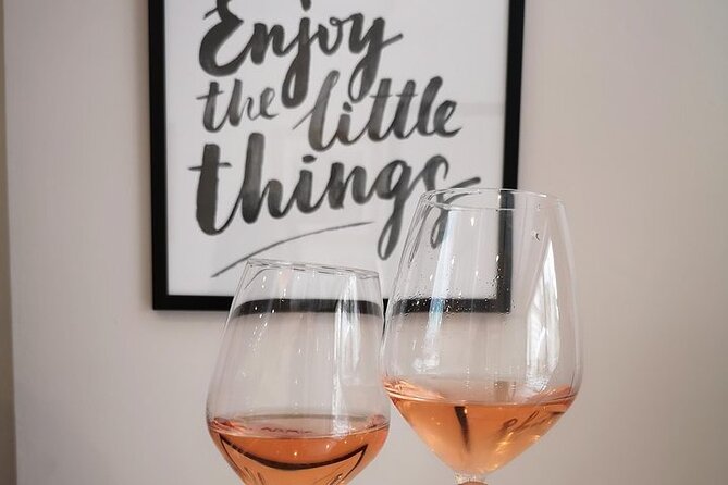 Pasta Class and wine tasting in Lecce - Tasting Puglia’s Finest Wines in a Cozy Bistrot Setting