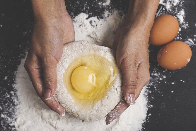 Pasta Fresca Hands-on Cooking Class with a Local in Como - Making and Pairing Traditional Sauces