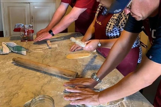Pasta Making Class at a 12th Century Winery in the Tuscan Countryside - The Role of Guides and Educational Content
