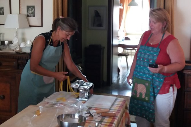Pastamama, Home Cooking Classes at Grace's Home - Lunch: Enjoying Your Handmade Pasta and Local Wines