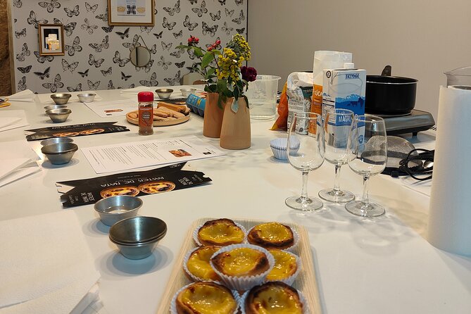 Pastel de Nata and cocktails workshop in Porto - The Atmosphere and Guiding Style