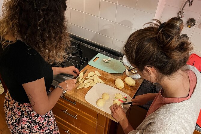 Pastel de Nata Class in Sintra with a Food-Loving Couple - Making the puff pastry from scratch with Romain