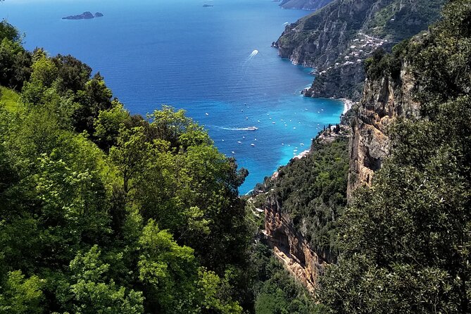 Path of the Gods - The Route: Rocky Peaks and Ancient Mule Tracks