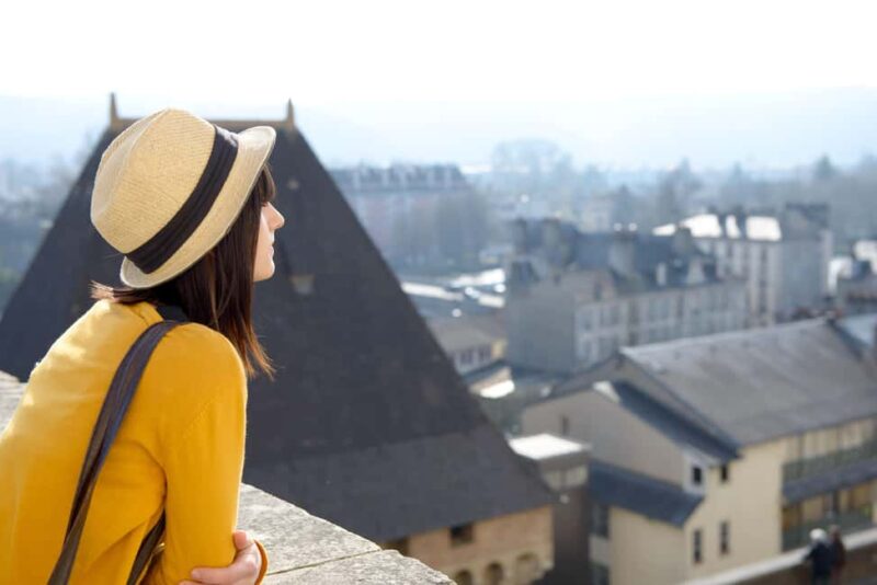 Pau: Express Walk with a Local - Strolling Through Pau’s Elegant Boulevards and Pyrenees Views