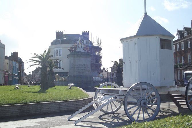 Pauls Walking Tour - Sundays at 10:00am - or Group - Discover Weymouth’s Picturesque Harbour and Local Life