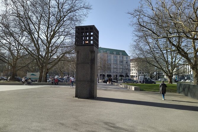 Paul's Welcome Walking Tour in Old Town Munich - Visiting Michaelskirche and King Ludwig II’s Mausoleum
