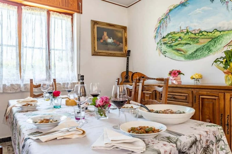 Pavia: Dining Experience at a Local's Home - Souvenir Keepsakes: Apron and Shopping Bag