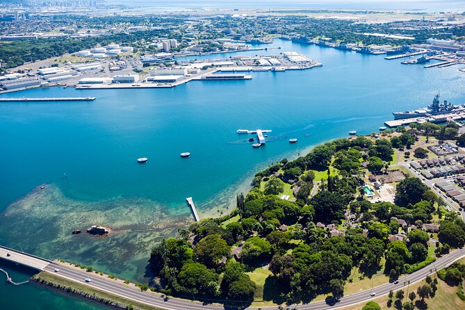 Pearl Harbor USS Arizona and Honolulu City Tour - The Experience of the Guides and Overall Atmosphere