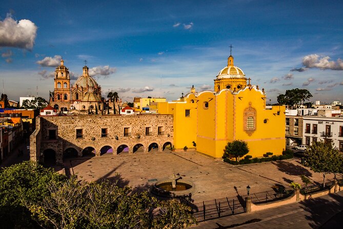 Pedestrian Tour in San Luis Potosí Downtown Historic District - The Plaza del Carmen and Nearby Cultural Landmarks