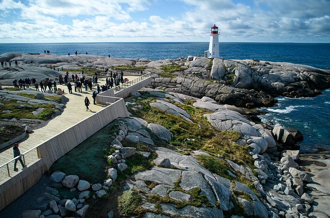 Peggys Cove Tour in Private Vehicle - Memorabilia and Photo Opportunities at Peggy’s Cove