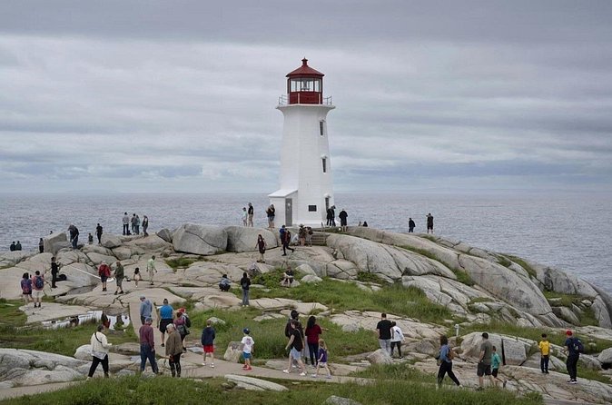 Peggys Cove Tour in Private Vehicle - Logistics: Pickup, Drop-off, and Group Size