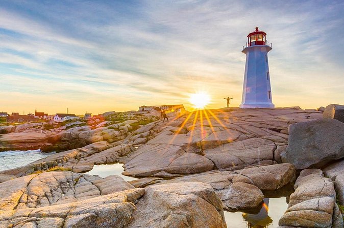 Peggys Cove Tour in Private Vehicle - Tour Price and Value for Money