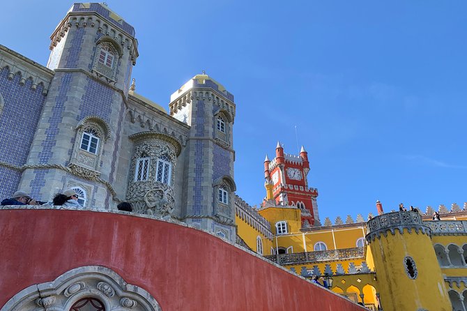 Pena Palace and Park and Vila de Sintra Private Half Day Tour - The Significance of Pena Palace’s Architecture and Gardens