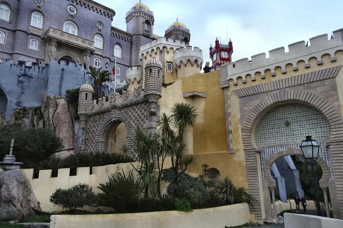 Pena Palace and Regaleira Private Tour All Tickets Included - Comfort and Convenience of the Private Tour Format