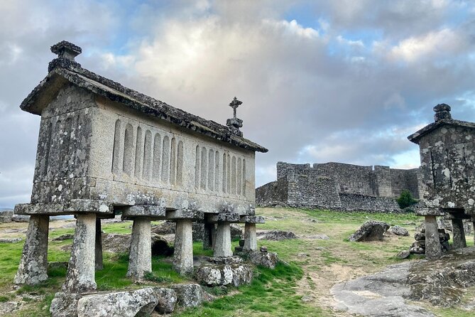 Peneda-Gerês Hiking & Sightseeing: Private Experience - Swimming at Waterfalls and Refreshing Breaks