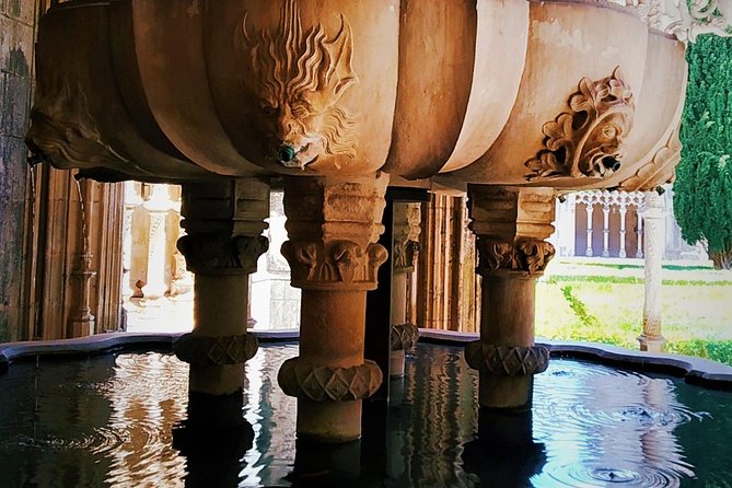 Peniche, Nazaré (big waves), Batalha monestary tour and Óbidos - Starting Point: Convenient Pickup and Private Transport