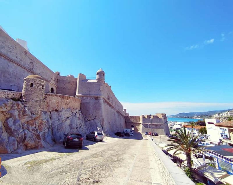 Peñiscola: Castle & Walled City Spanish Guided Tour - Explore Peñíscola’s Walled Town and Castle with a Local Guide