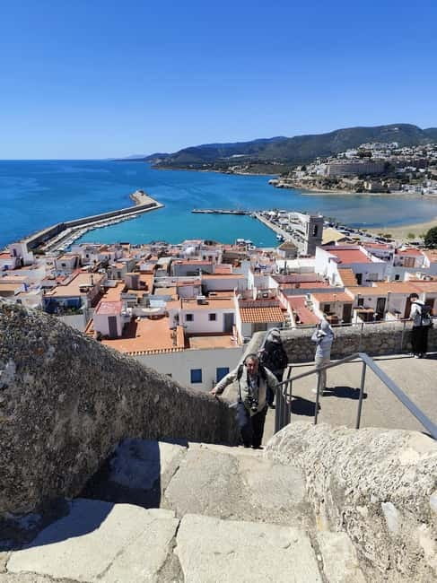 Peñiscola: Castle & Walled City Spanish Guided Tour - Walking Through Peñíscola’s Historic Streets