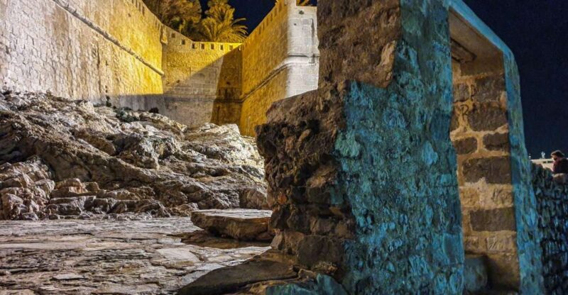 Peñíscola: Secrets of Peñíscola Night Tour - Key Points