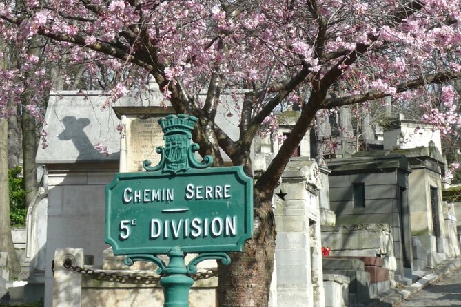 Père Lachaise Cemetery Art: Watercolor Postcard Workshop in Paris - Key Points