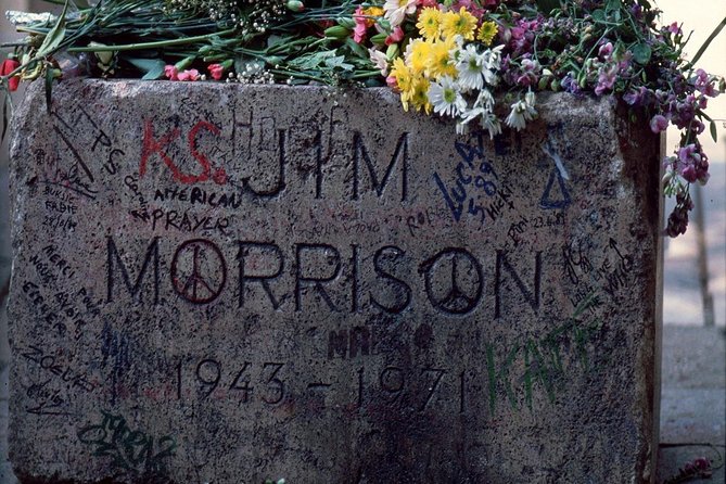 Pere Lachaise Cemetery Paris - Exclusive Guided Walking Tour - The Value of This Tour Compared to Independent Exploration