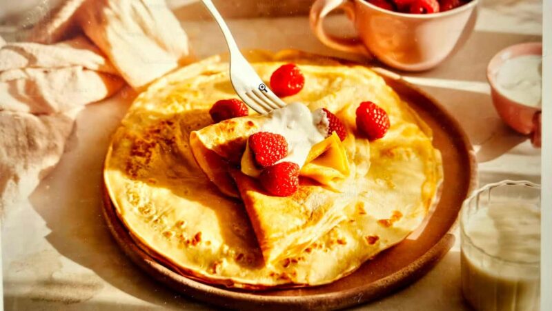 Père Lachaise Cemetery Tour, Tales from the Graves & Crepes - Père Lachaise: An Open-Air Museum of Paris