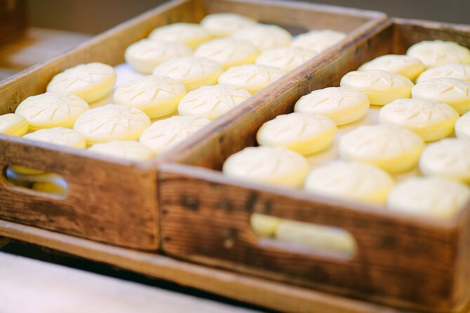 Perfume Making Class and Guided Visit of Fragonard in GRASSE - The "Flower of the Year" Perfume Creation