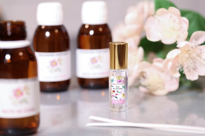 Perfume Making Class and Guided Visit of Fragonard Perfume Museum - The Guide Experience and Atmosphere