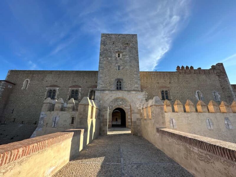 Perpignan: 2-hour Best Intro Walking Tour with a Local - Discover the Best Intro to Perpignan from the François Arago Statue