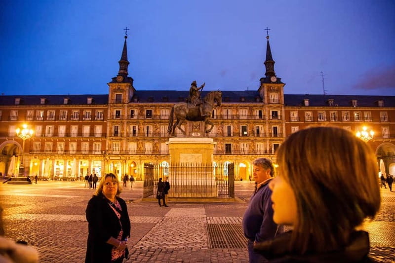 Personalised Traditional Madrid Night Tapas and Drinks Tour - The Value of a Night of Authentic Madrid Flavors