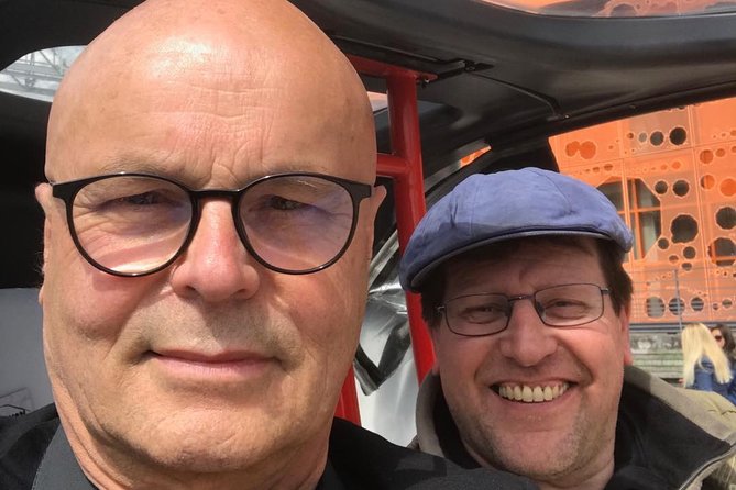 Personalized discovery of the Confluence district - Unique Features of the Bicycle Taxi Experience