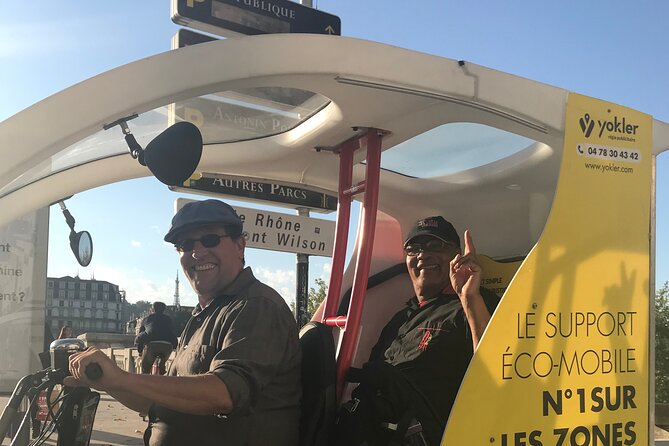 Personalized discovery of the Confluence district - Practical Details: Meeting Point and Accessibility