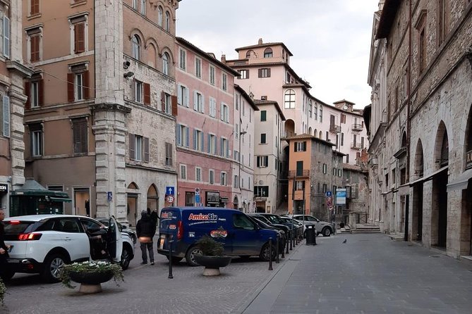 Perugia Private Walking Tour with licensed guide - Discovering the Fontana Maggiore and Its Symbolic Sculptures