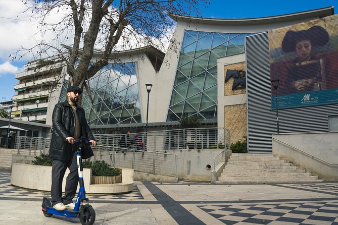 Pescara tour by e-scooter or bike among art, flavors and shopping - Exploring Pescara’s Historic Center by Scooter and Bike