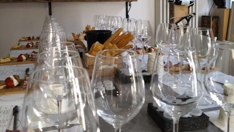 Peschiera del Garda:wine tasting three wines from Lake Garda - Discover Peschiera del Garda’s Local Wines with a Guided Tasting