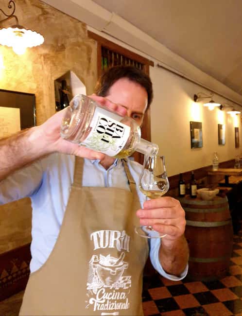 Pesto and Pasta cooking classes - Trattoria Turin Sestri Levante - Experiences - Expert Guidance and Friendly Atmosphere