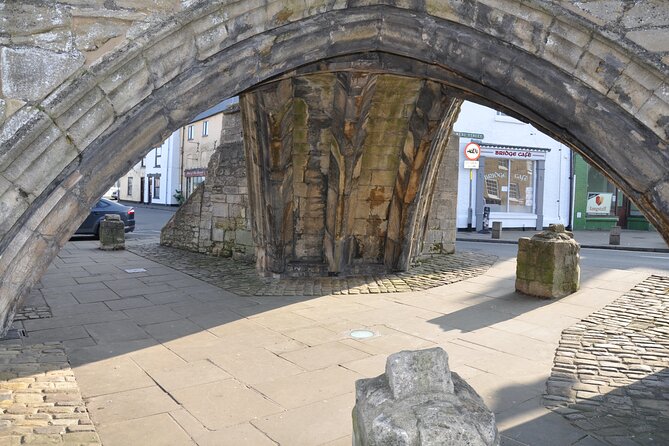 Peterborough Cathedral, Crowland Abbey and Trinity Bridge - Discovering Crowland Abbey’s Ruins and Religious Heritage