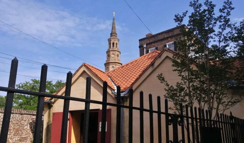 Phantoms of Charleston: A Ghostly Private Walking Tour - Explore Charleston’s Haunted Side with a Private Ghost Tour