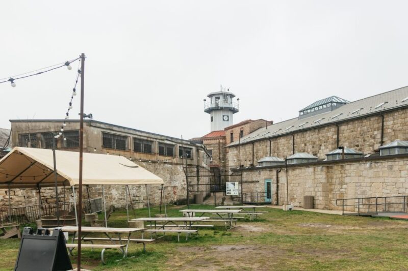 Philadelphia: Eastern State Penitentiary Admission - Practical Details: Meeting Point and Accessibility