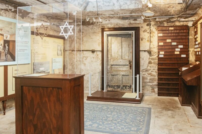 Philadelphia: Eastern State Penitentiary Admission - Pacing, Duration, and Self-Guided Flexibility