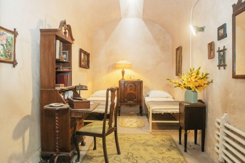 Philadelphia: Eastern State Penitentiary Admission - Accessibility and Additional Services