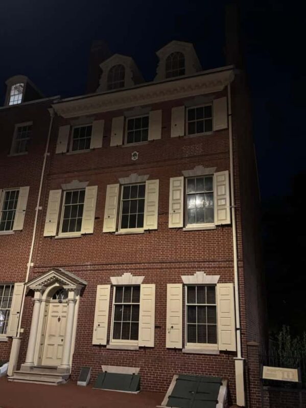 Philadelphia: Ghosts of Old City Walking Tour - Benjamin Franklin’s Shadow at the American Philosophical Society