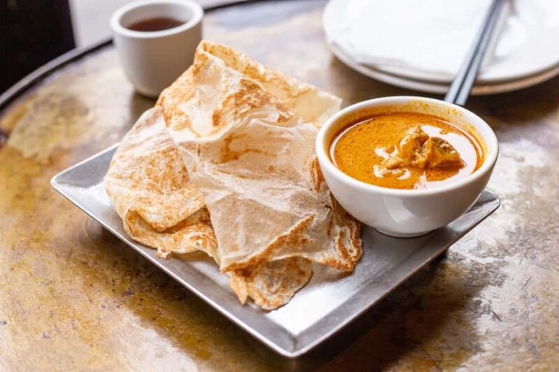 Philadelphia: Local Flavors Food Tour with 5+ Food Tastings - Tasting Philadelphia’s Iconic Pretzel Cheesesteak with a Twist